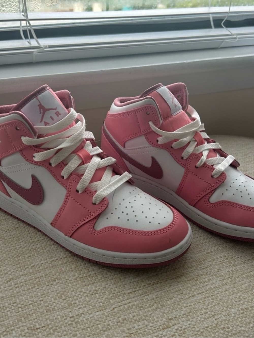 Jordan Pink & White Women's Mid-Top Sneakers